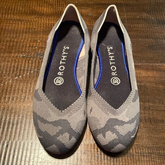 Rothy's Grey Camo Round Toe Flats 6.5 - Picture 1 of 5